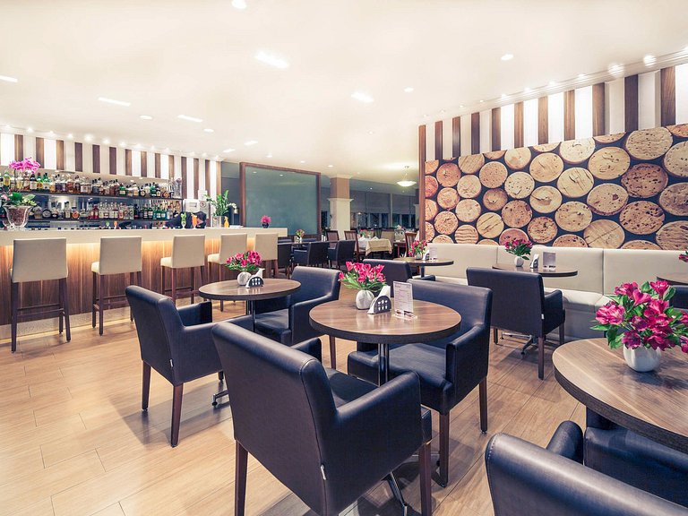 Morada Deluxe Vila Olímpia - Flat em hotel moderno em bairro